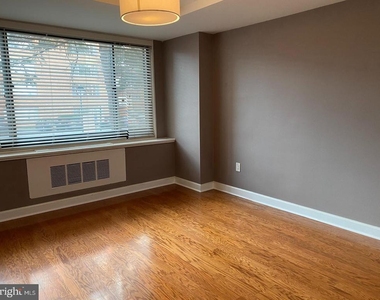 1021 Arlington Boulevard - Photo Thumbnail 23
