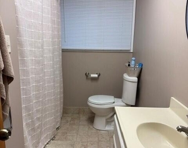 18 Tower Drive - Photo Thumbnail 17