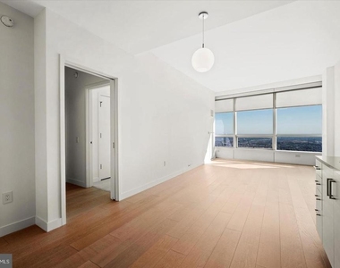 2930 Walnut Street - Photo Thumbnail 18