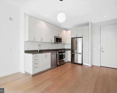 2930 Walnut Street - Photo Thumbnail 2