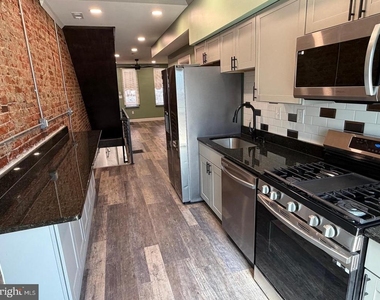 2643 N Mascher Street - Photo Thumbnail 10