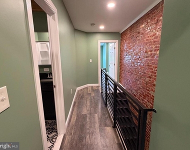 2643 N Mascher Street - Photo Thumbnail 6