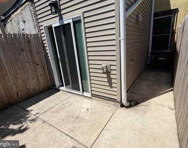 2643 N Mascher Street - Photo Thumbnail 21