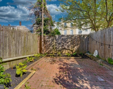 156 East Street - Photo Thumbnail 15