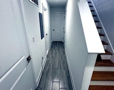 2524 Cecil B Moore Avenue - Photo Thumbnail 10