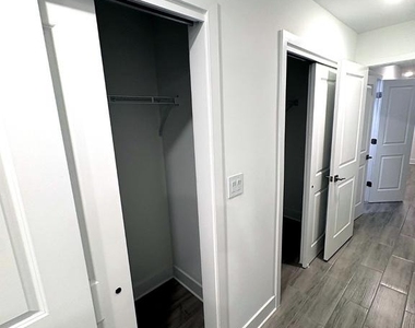 2524 Cecil B Moore Avenue - Photo Thumbnail 12