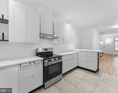 1618 S 54th Street - Photo Thumbnail 14