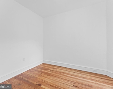 1618 S 54th Street - Photo Thumbnail 17