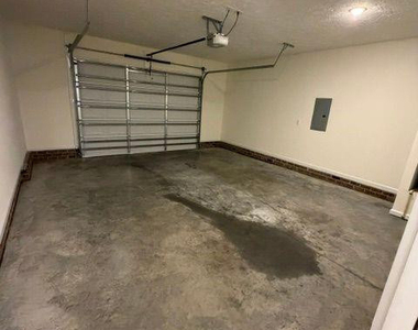 811 Linwood Avenue - Photo Thumbnail 18