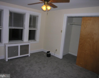 577 Green Lane - Photo Thumbnail 4