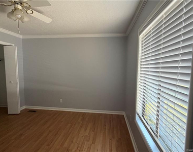 6746 Irongate Drive - Photo Thumbnail 15