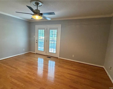 6746 Irongate Drive - Photo Thumbnail 8