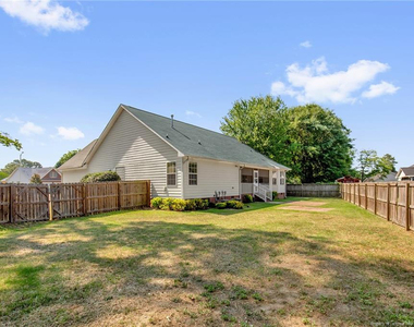 1406 Averton Court - Photo Thumbnail 24