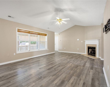 1406 Averton Court - Photo Thumbnail 4