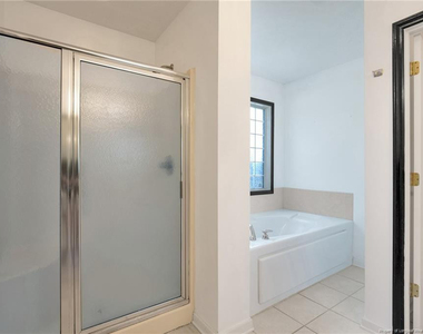1406 Averton Court - Photo Thumbnail 14