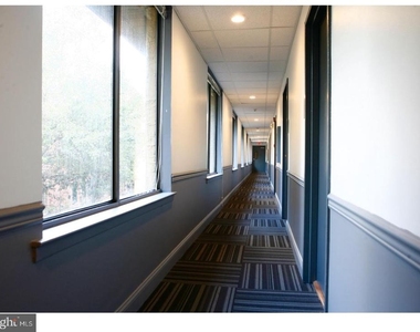 2031-5 South Street - Photo Thumbnail 8