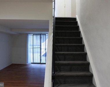 2031-5 South Street - Photo Thumbnail 9