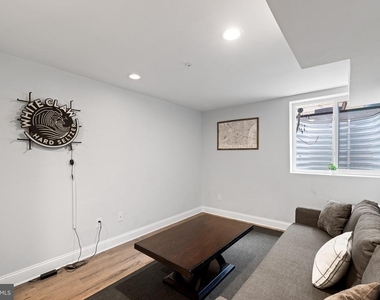 1535 S Capitol Street - Photo Thumbnail 25