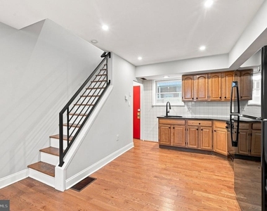 3256 Emery Street - Photo Thumbnail 6