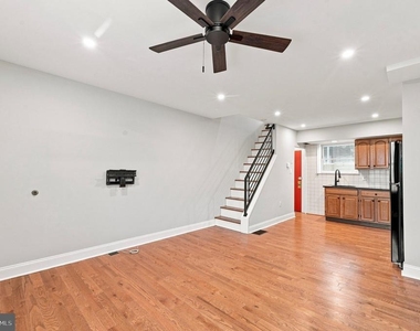 3256 Emery Street - Photo Thumbnail 2