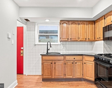 3256 Emery Street - Photo Thumbnail 7