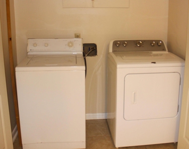 211 Lake Drive - Photo Thumbnail 19