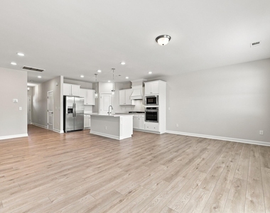 3910 Well Fleet Drive - Photo Thumbnail 5