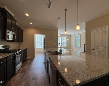 1122 Myers Point Drive - Photo Thumbnail 11