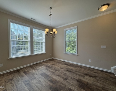 1122 Myers Point Drive - Photo Thumbnail 16