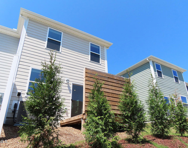 2206 Rabbitbrush Street - Photo Thumbnail 17