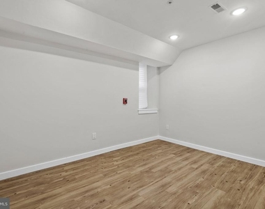 871 N Preston Street - Photo Thumbnail 7