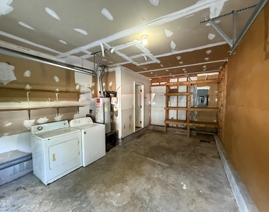 2925 Golden Oak Court - Photo Thumbnail 7