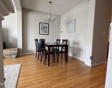 7342 Doverton Court - Photo Thumbnail 3
