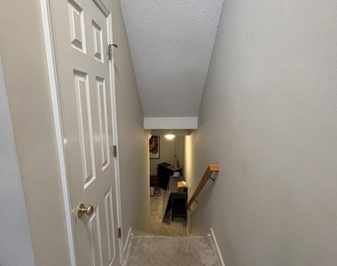 7342 Doverton Court - Photo Thumbnail 11
