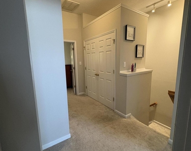 7342 Doverton Court - Photo Thumbnail 12
