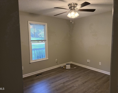 7612 Wheatland Drive - Photo Thumbnail 11