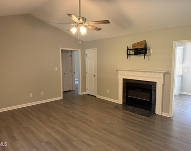 7612 Wheatland Drive - Photo Thumbnail 5