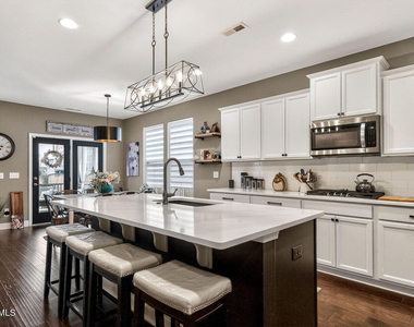 405 Hickory Run Lane - Photo Thumbnail 13
