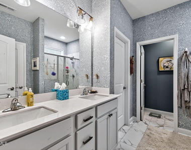 405 Hickory Run Lane - Photo Thumbnail 23