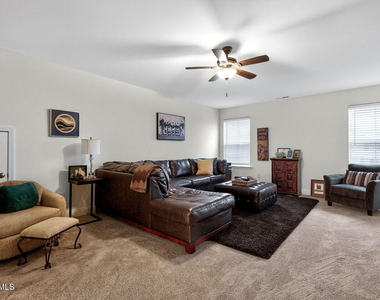 405 Hickory Run Lane - Photo Thumbnail 32