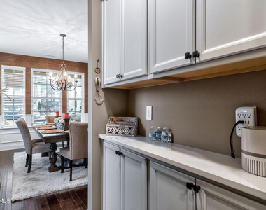 405 Hickory Run Lane - Photo Thumbnail 19