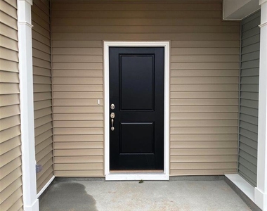 405 Vassar Drive - Photo Thumbnail 1