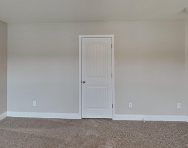 163 Green Willows Drive - Photo Thumbnail 4