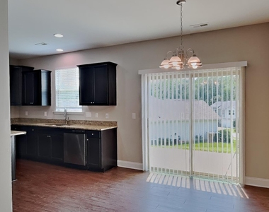 163 Green Willows Drive - Photo Thumbnail 2