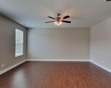 163 Green Willows Drive - Photo Thumbnail 1