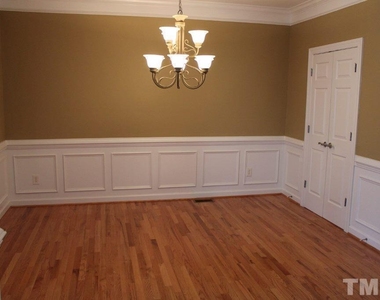 303 Kirkeenan Circle - Photo Thumbnail 5