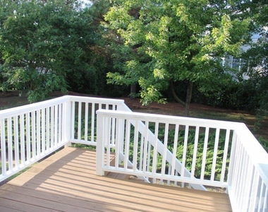 303 Kirkeenan Circle - Photo Thumbnail 10