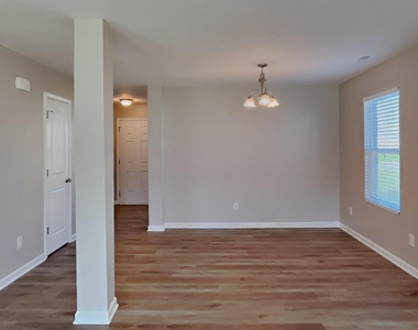 88 Badger Pass Drive - Photo Thumbnail 2