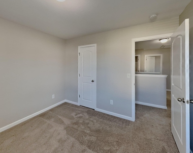 88 Badger Pass Drive - Photo Thumbnail 8