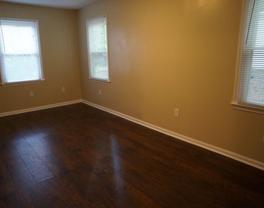 1208 Seabrook Road - Photo Thumbnail 6